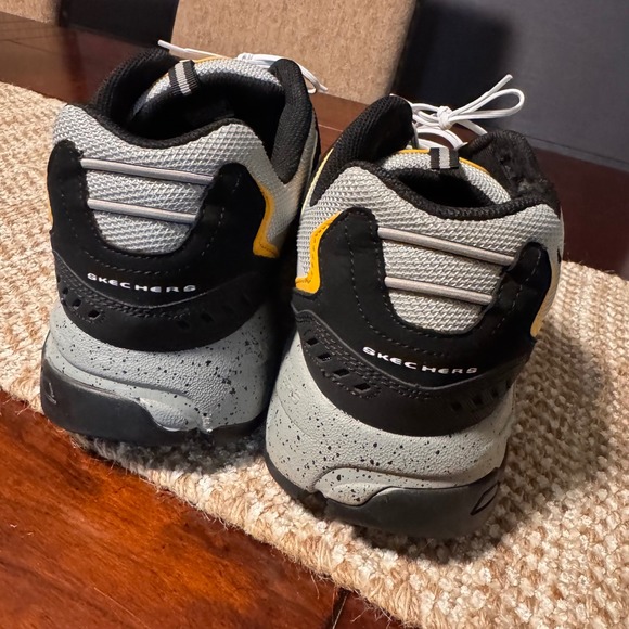 Skechers Sport Athletic Walking Sneakers Comfort Black‎ Gray Yellow Men's 14EW - Picture 4 of 16